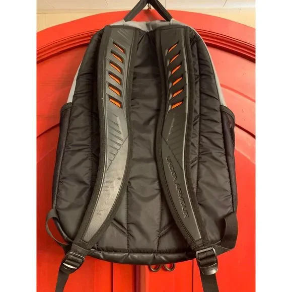 Under Armour Hustle 5.0 Backpack Unisex UA Storm Technology Laptop Sleeve EUC